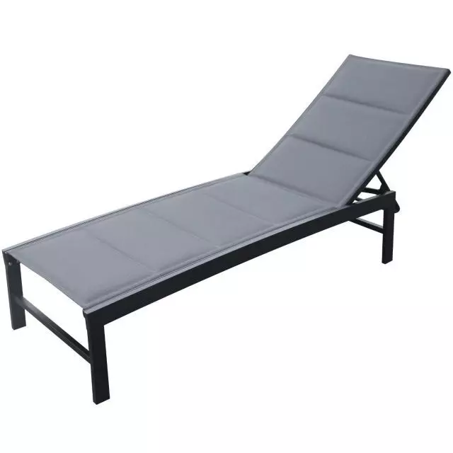 Padded lounge chair - Corriveau