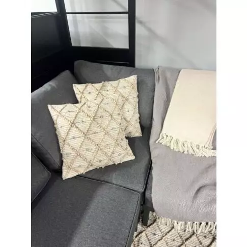 Corriveau Charm菱格坐垫 18" x 18" - 米白色